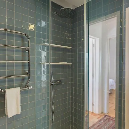 Garden House In Alvalade Appartement *