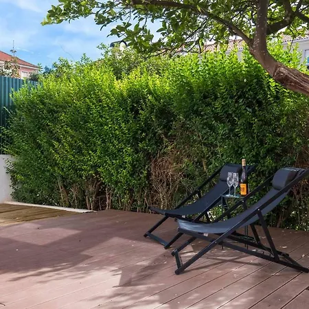 Garden House In Alvalade * Lisboa