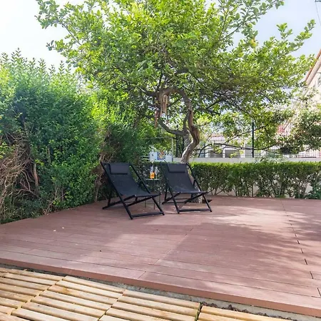 Garden House In Alvalade Appartement Lissabon