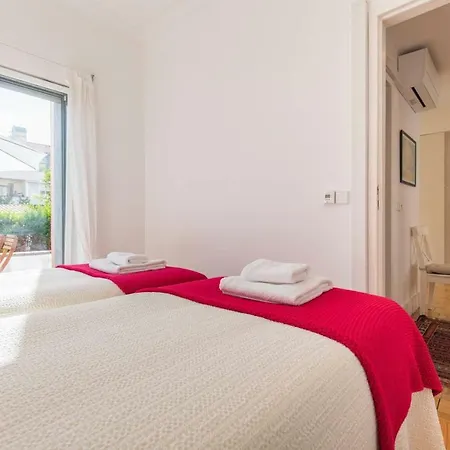Garden House In Alvalade
